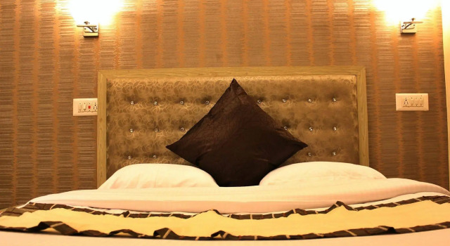 Walisons Resort, Забронировать Курортный отель Сринагар Jammu & Kashmir Ski