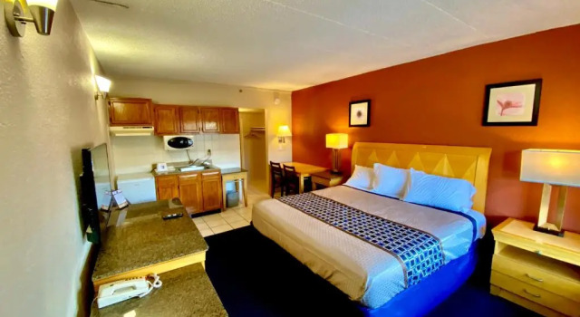 Двухместный номер Deluxe Breeze Inn & Suites, Virginia Beach
