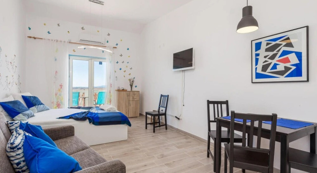 Stunning Home in Stinica With Wifi and 0 Bedrooms, Rezerwuj Hotel  