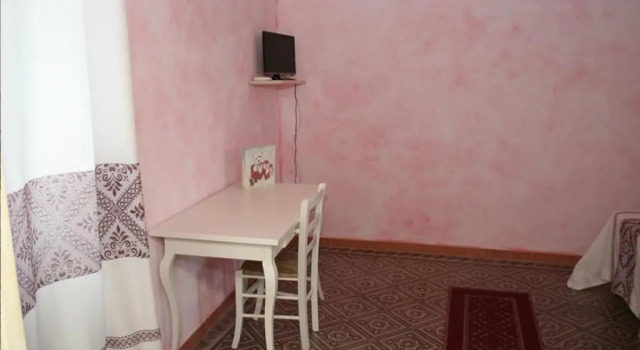 Guest House Le Gemelle, Buchen Sie Hotel Luras Gallura