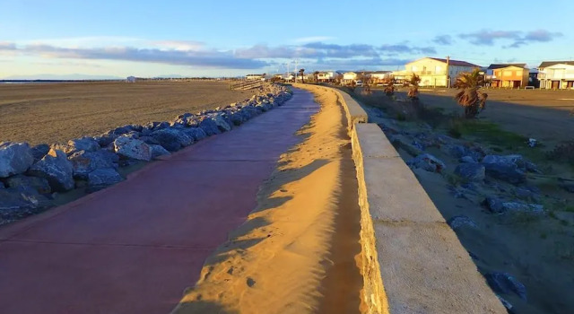 Apartment With 2 Bedrooms in Gruissan, With Wonderful sea View, Furnished Terrace and Wifi - 50 m From the Beach
