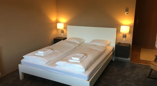 Klamas Apartments, Rezerwuj Apartament Hotele w Salzburg z parkingiem, Parking