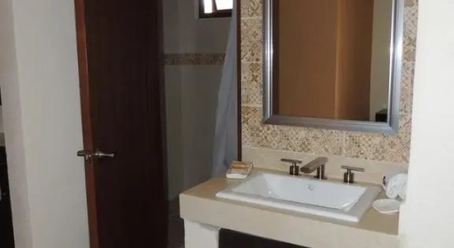 Двухместный номер Standard с красивым видом из окна Hotel Plaza Bernal