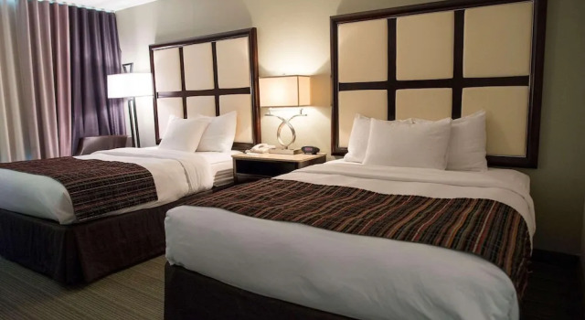 Четырёхместный номер Standard Country Inn & Suites by Radisson, Effingham, IL