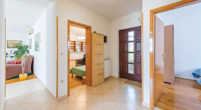 Amazing Home in Labin With Wifi and 3 Bedrooms