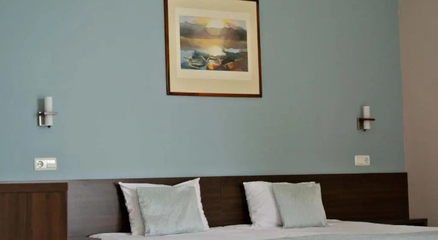 Трёхместный номер Standard с балконом Valeo Hotel