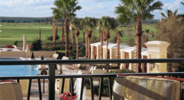 Четырёхместный номер Deluxe с балконом Omni Orlando Resort at ChampionsGate