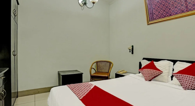 Двухместный люкс Deluxe Hotel O Wisma Bari