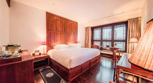 Zeyun Hotel