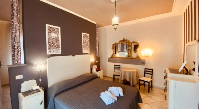 Полулюкс Art Hotel Pandos