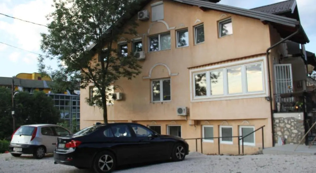Апартаменты Luxury Apartments Town Center