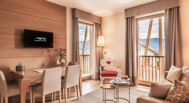 Люкс Art & Design Hotel Napura