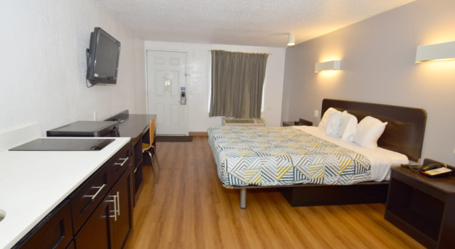 Motel 6 Hamburg, NY
