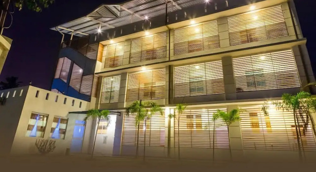 Hotel Crown Plaza Katunayake, Забронировать Отель Отели Западной провинции 3 звезды, 3*
