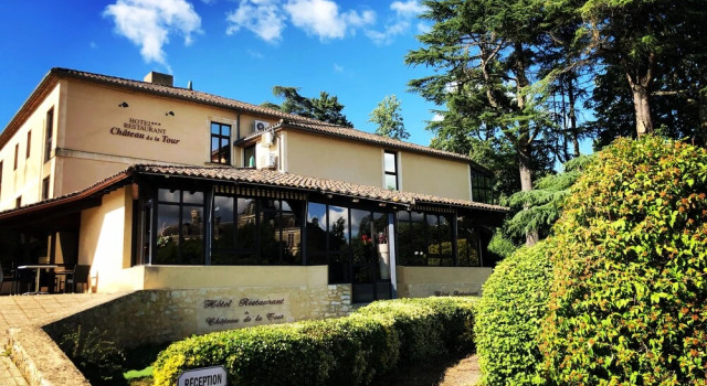Hôtel Restaurant du Château de la Tour, Réserver Hôtel Hôtels à Entre-Deux-Mers avec piscine, Piscine