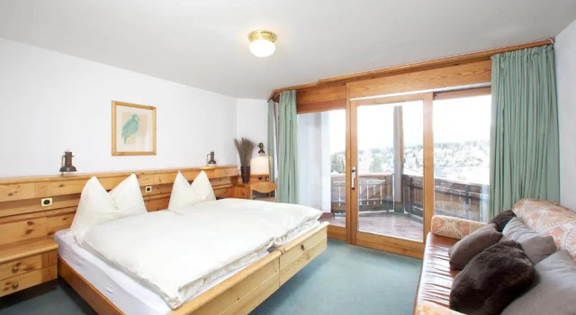 Двухместный номер Standard с балконом Arena Guesthouse