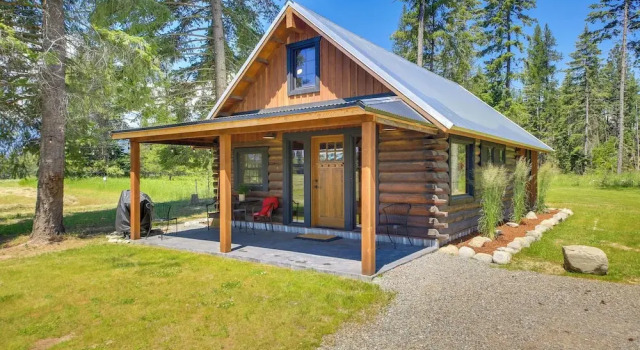 Коттедж Serene Kootenai Cabin - 3 Mi to Dtwn & River!