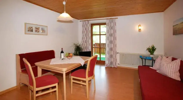 Landhaus Schwaighofer Dachstein West, Забронировать Дом для отпуска Русбах-ам-Пас-Гшют Халлайн