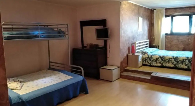 Четырёхместный номер Standard с видом на озеро B&B Villa Anita