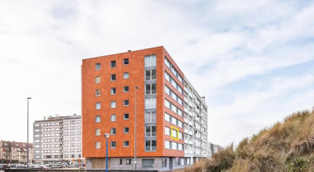 Studio in Oostduinkerke With Sea View, Prenota Appartamento Hotel a Flanders con parcheggio, Parcheggio