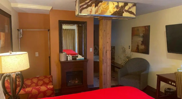 Номер Standard Pikes Peak Inn