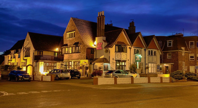 Gable End Hotel, Забронировать Отель Грейт-Ярмут The Broads, рядом с Caister-on-Sea Beach