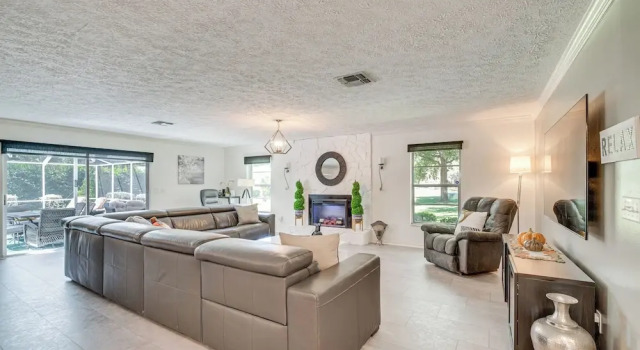 Spacious Citrus Hills Home w/ Pool & Game Room!, Rezerwuj Hotel Hotele 3-gwiazdkowe w Hernando, 3*