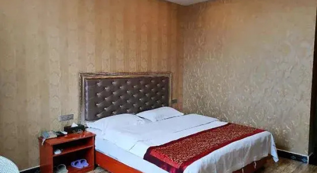 Pingtang Juyuan Hotel, Varaa Hotelli Pingtang Guizhou