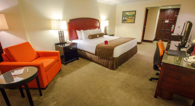 Двухместный номер Standard Crowne Plaza San Jose La Sabana by IHG