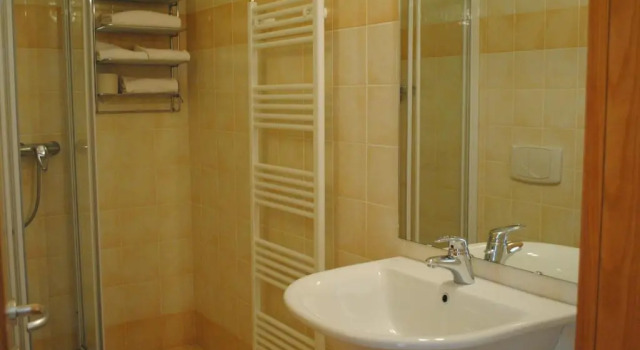 Одноместный номер Standard International Hotel