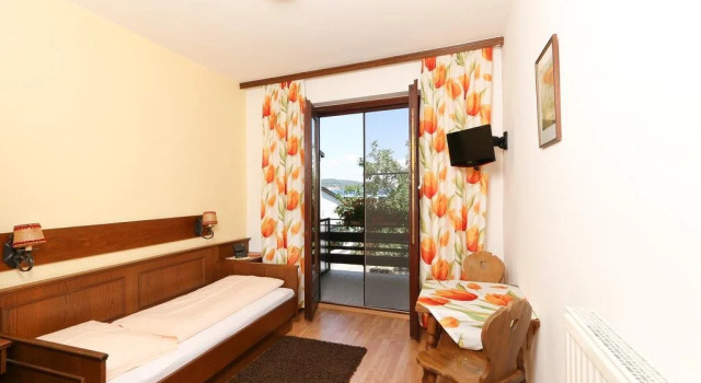Gasthof-Pension Wein, Prenota Hotel Hotel a Burgenland con parcheggio, Parcheggio