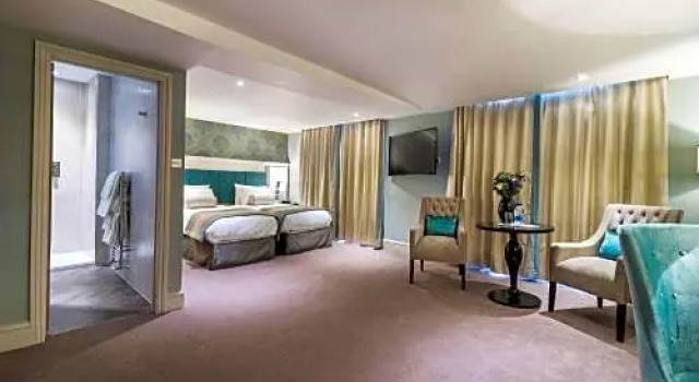Четырёхместный номер Deluxe The Swan Hotel, Wells, Somerset - The Coaching Inn Group
