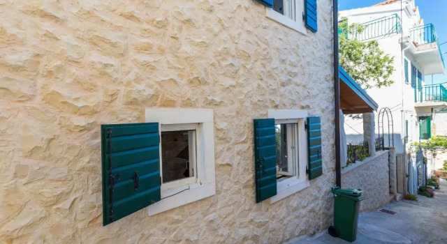 Holiday Home Primabella, Забронировать Отель Отели Примоштен 3 звезды, рядом с Пляж Затока, 3*