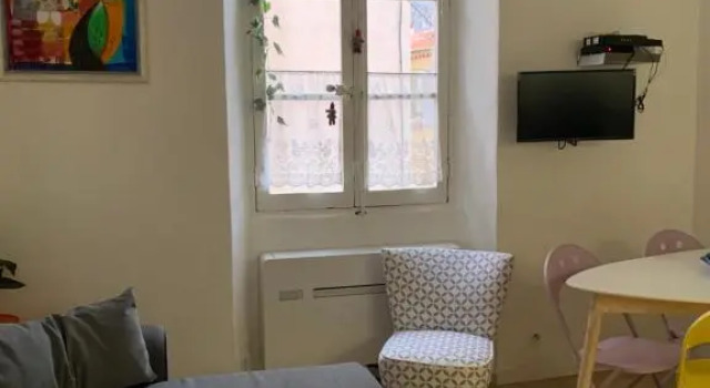 Appartements climatisés - Vieil Antibes, Забронировать Апартаменты/квартира Апартаменты Антиб, рядом с Antibes Archaeology Museum, Апартаменты/квартира