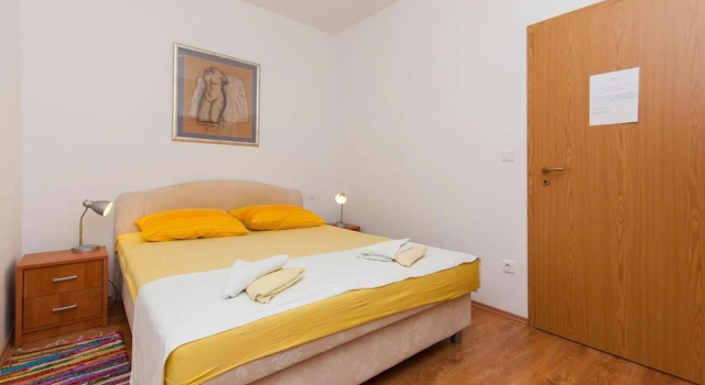 Apartments Pine and Sea, Забронировать Апартаменты/квартира Апартаменты Омиш, рядом с Пляж Брзет, Апартаменты/квартира