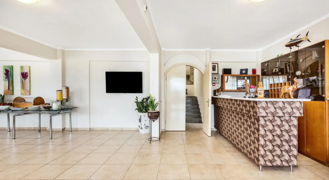 Amfion Hotel