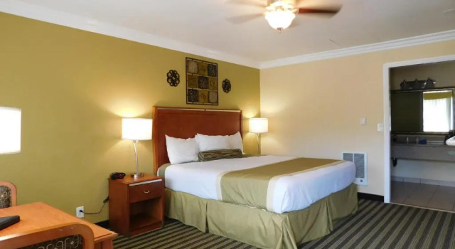 Номер Standard Deer Haven Inn