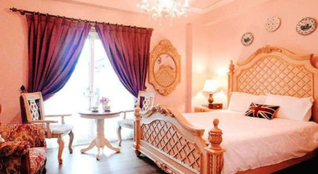 Standard négyágyas szoba a kertre néző kilátással England Castle B&B