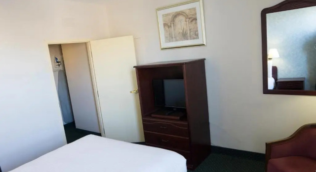 Номер Deluxe The Marlborough Hotel