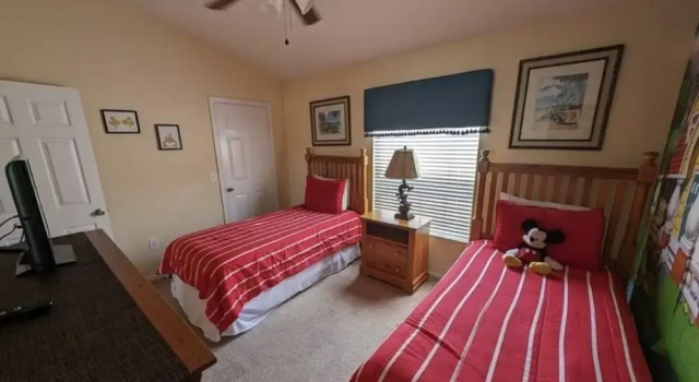 Beautiful 3 Bed Townhome In Windsor Hills Resort 3 Bedroom Townhouse by RedAwning