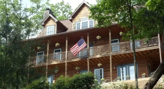 Long Mountain Lodge Bed & Breakfast, Boek Vakantiehuis Dahlonega Georgia