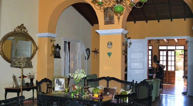 Casa Jesús María 407