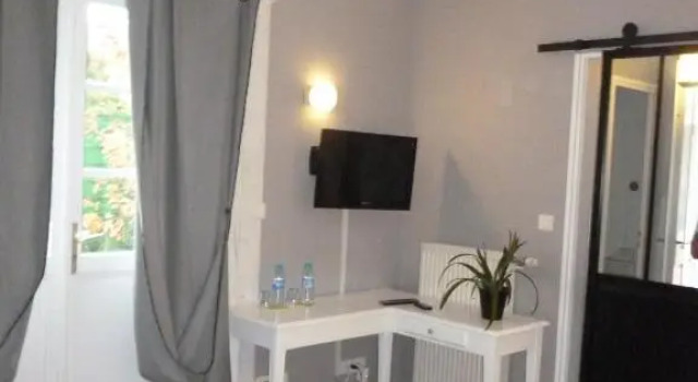 Апартаменты Hôtel Picardia