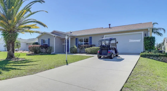 Коттедж Renovated Home in The Villages with Lanai, Golf Cart