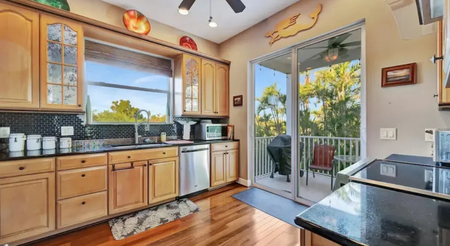 Коттедж Executive Terra Ceia Private Saltwater Pond Home