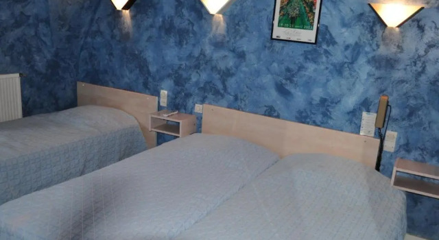 Трёхместный номер Standard Hôtel La Champagne Ardenne Cabourg