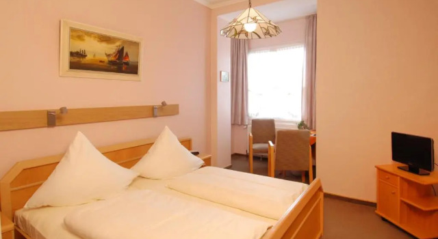 Двухместный номер Standard Hotel Münchner Löwenbräu