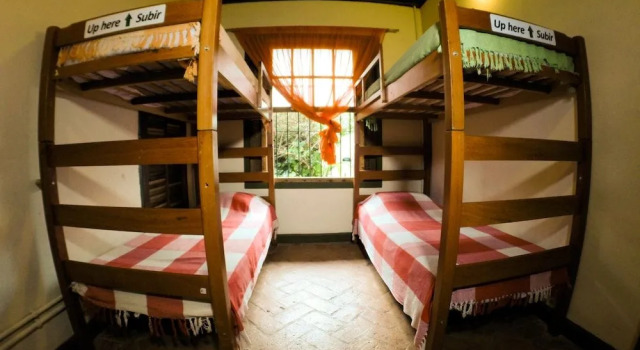 Hostel Central Ilhabela, Забронировать Хостел Отели Ильябела с парковкой, рядом с Municipal Stadium, Парковка