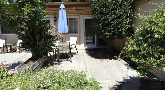 Номер Deluxe Little European Lodge