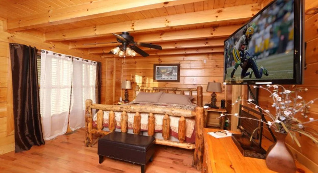 Amazing Grace - Two Bedroom Cabin